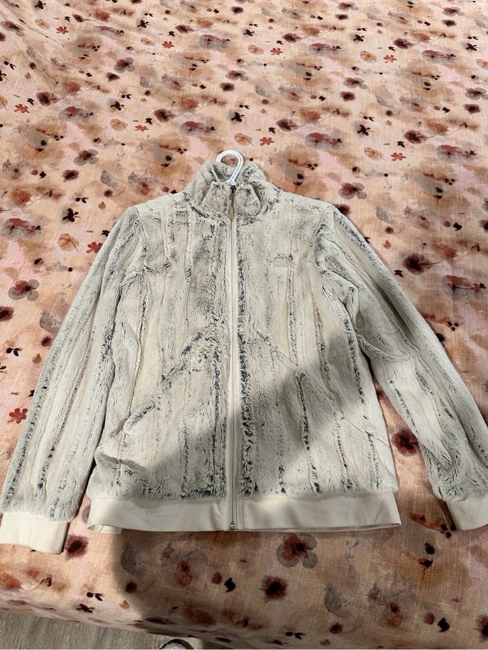 The North Face Light Beige Teddy Fleece Zip Jacket